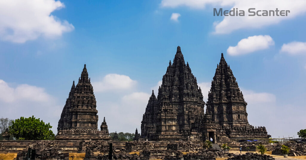 Wisata Candi Prambanan